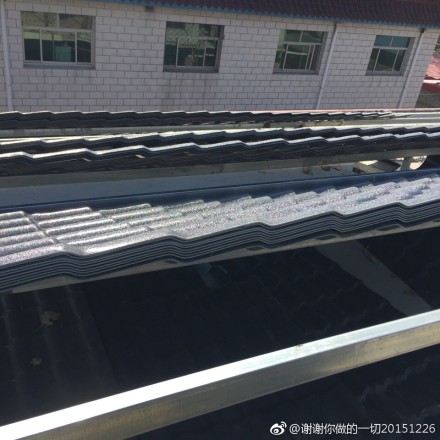合成树脂瓦的制作方法 合成树脂瓦的制作方法